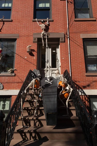 Hoboken Halloween Decorating — Stock Photo, Image