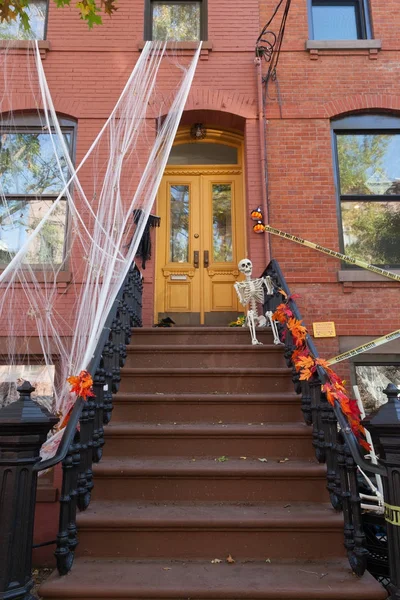 Hoboken Halloween Decorating — Stock Photo, Image