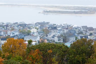 Twin Lights 'tan Highlands