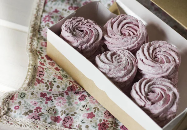 Pembe zephyr craft kağıt kutusunda rustik gelmedi