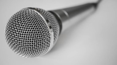 Açık renkli gümüş el ballhead mikrofon