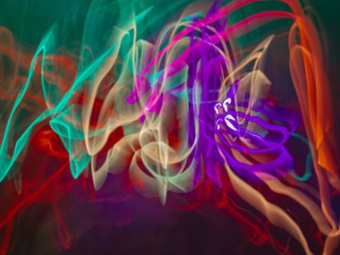 Dalgalı çok renkli parlak çizgiler etkisi hareketli bir koyu renk arka plan (uzun pozlama shot) kamera karşı