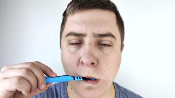 Toothbrush Blood Closeup Man Discovered Bleeding Gums While Brushing Her — Stock Video