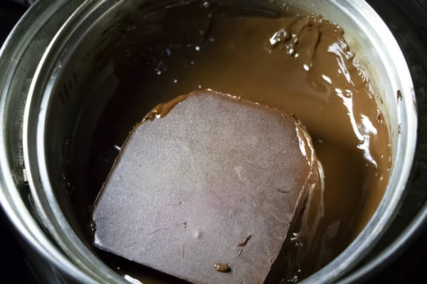 Geschmolzene Schokolade Einem Topf Unter Einem Wasserbad Heiße Schokolade Hause — Stockfoto