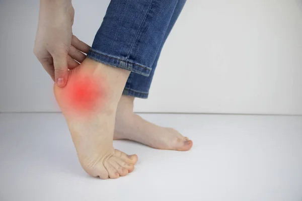 Woman Suffering Heel Pain Inflammation Sprain Tendon Foot Heel Spur — Stock Photo, Image