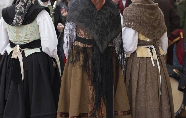 Vue Arrière Une Femme Portant Costume Traditionnel — Photo