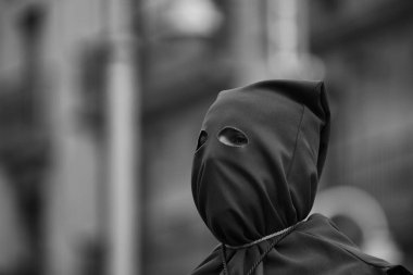 Bir tövbekar portresi, Kutsal Hafta