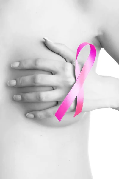 Cancro Seno Nastro Rosa Sul Seno Una Donna Concetto Medicina — Foto Stock