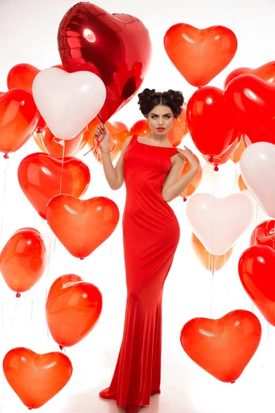 Belle Fille Modèle Mode Élégant Avec Des Ballons Forme Coeur — Photo