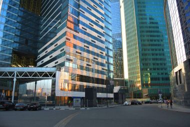 Yeni bir iş merkezi Moskova-City sokaklarında