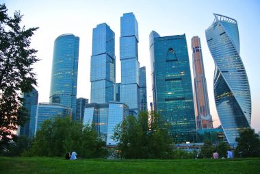 yeni yüksek katlı gökdelenler Moscow City