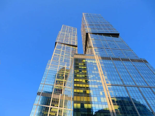 yeni yüksek katlı gökdelenler Moscow City