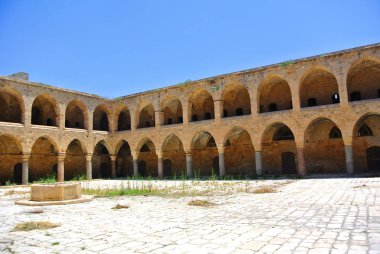 Khan Al-Umdan Inn. Osmanlı İmparatorluğu döneminde inşa. Akko. İsrail