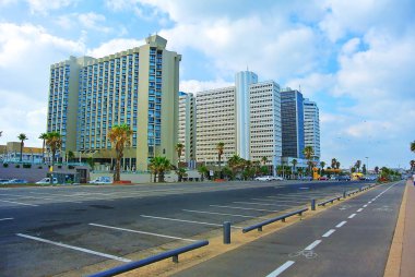 Tel-Aviv sokaklarında. Akdeniz 'in kıyısı. İsrail