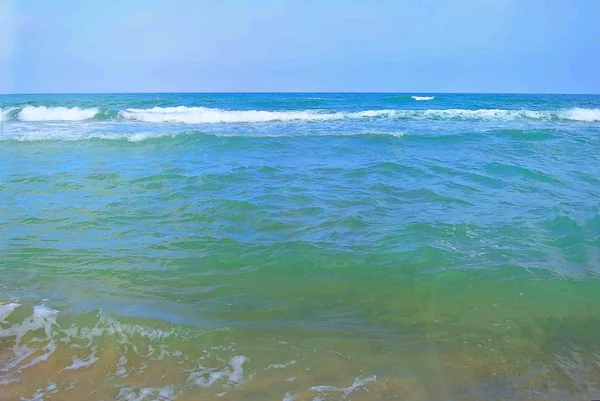 Paisaje marino. Mar Mediterráneo. La playa de Tel Aviv. Israel —  Fotos de Stock