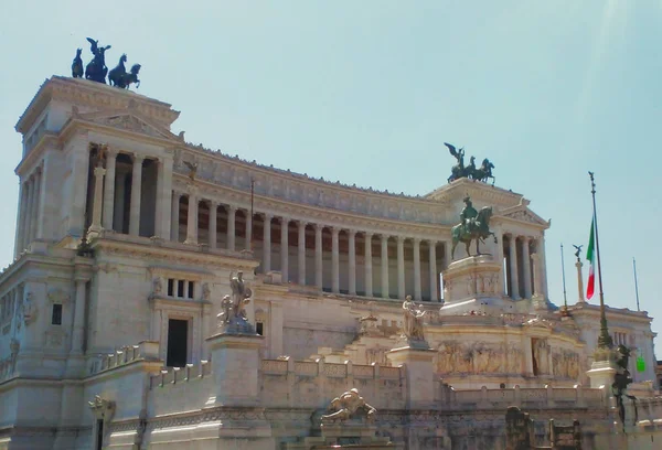 Roma 'Daki Victor Emmanuel II Anıtı. İtalya — Stok fotoğraf