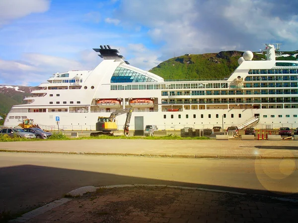 A nézet foglyul ejtett, city Tromso-ben. Norvégia — Stock Fotó