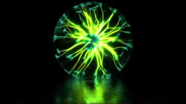 Yüksek Voltaj Yıldırımlı Plazma Topu Boşaltımlı Lamba Elektrikli Tesla Bobini — Stok video