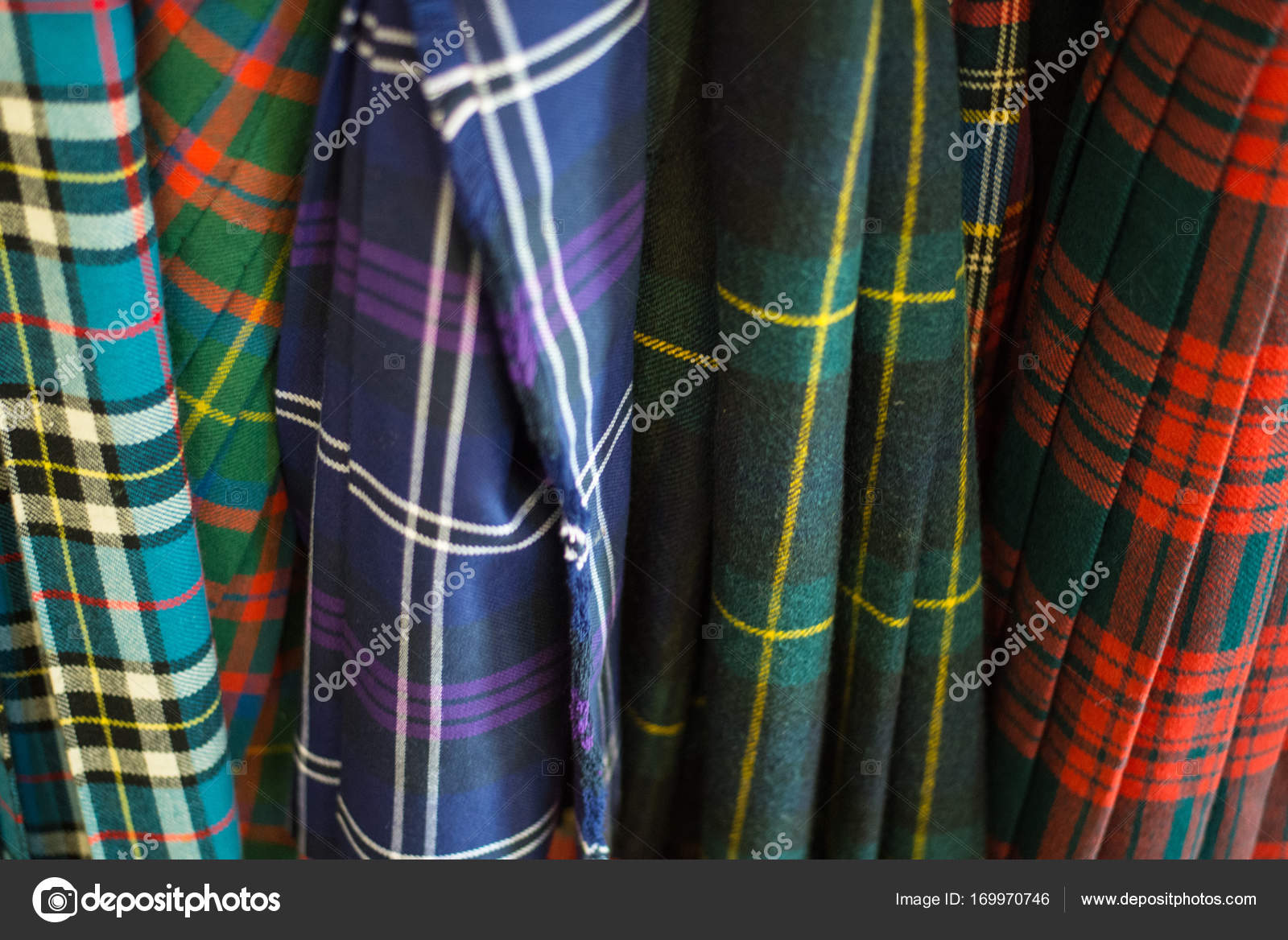 tartan kilt colours
