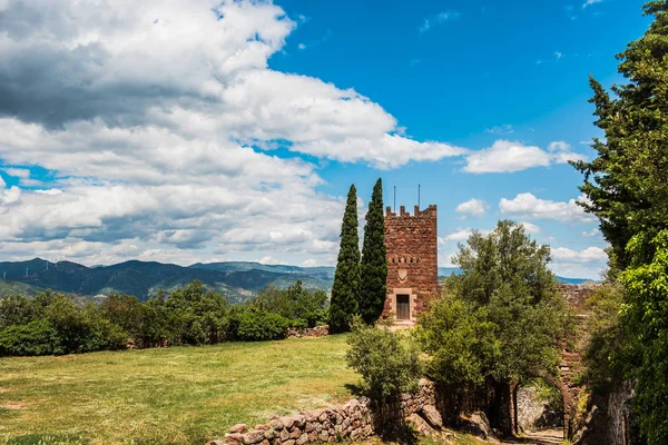 Monasterio Escornalbou en España, Tarragona, Cataluña —  Fotos de Stock