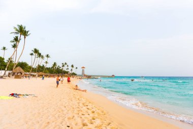 Bayahibe, Dominik Cumhuriyeti - 21 Mayıs 2017: kum plaj. Metin için yer kopyalayın.