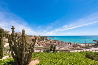 Tarragona, İspanya - 1 Mayıs 2017: Antik Roma amfi tiyatro görünümünü. Metin için yer kopyalayın.