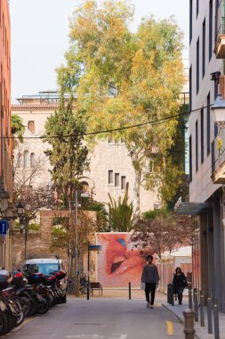 Barcelona, İspanya - 16 Şubat 2017: Gothic Quarter (Barrio Gothico). Dikey.