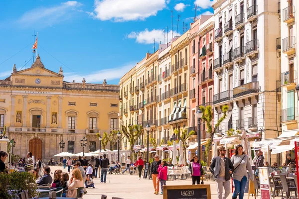 Tarragona, İspanya - 1 Mayıs 2017: Belediye başkanı (Palau belediye) neoklasik inşası. Metin için yer kopyalayın.