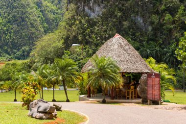 Dağlar, Vinales, Pinar del Rio, Küba binada görüntüleyin. Metin için yer kopyalayın.