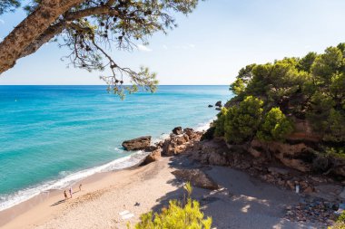 Kum plaj Miami Platja, Tarragona, Catalunya, İspanya. Metin için yer kopyalayın.