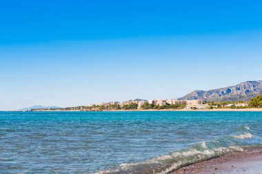 Miami Platja, Tarragona, Catalunya, İspanya Costa Dorada şeridinin görünüm. Metin için yer kopyalayın.