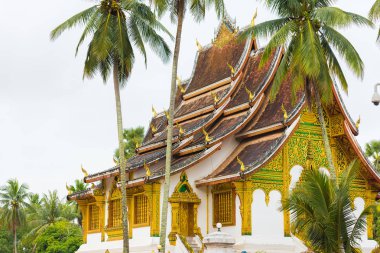 Louangphabang, Laos Wat Siengthon tapınakta görünümünü. Metin için yer kopyalayın.