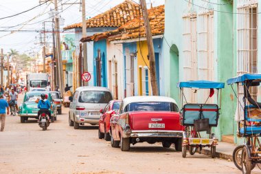 Trinidad, Küba - 16 Mayıs 2017: Şehrin sokak görünümünü. Metin için yer kopyalayın.