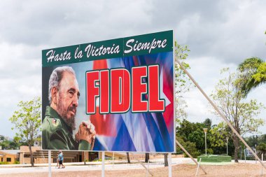 Küba, Havana - 5 Mayıs 2017: City reklam afişi Fidel Castro. Metin için yer kopyalayın. 