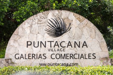 Punta Cana, Dominik Cumhuriyeti - 22 Mayıs 2017: Galeri işareti taş. Yakın çekim.