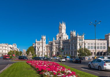 Madrid, İspanya - 26 Eylül 2017: Kibele Palace (Belediye Binası). Metin için yer kopyalayın.