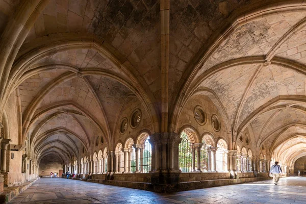 TARRAGONA, ESPAÑA - 4 DE OCTUBRE DE 2017: Interior de la Catedral de Tarragona. Copiar espacio para texto . — Foto de Stock