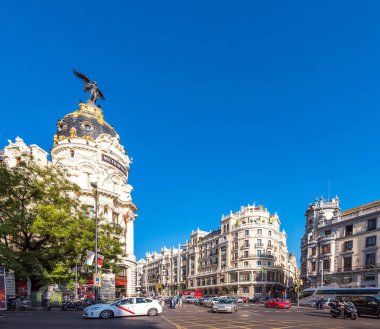 Madrid, İspanya - 26 Eylül 2017: Metropolis görünümü bina. Metin için yer kopyalayın.