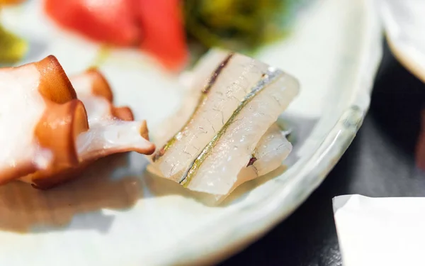 Sashimi set - Mâncare japoneză, Tokyo, Japonia. Close-up . — Fotografie, imagine de stoc