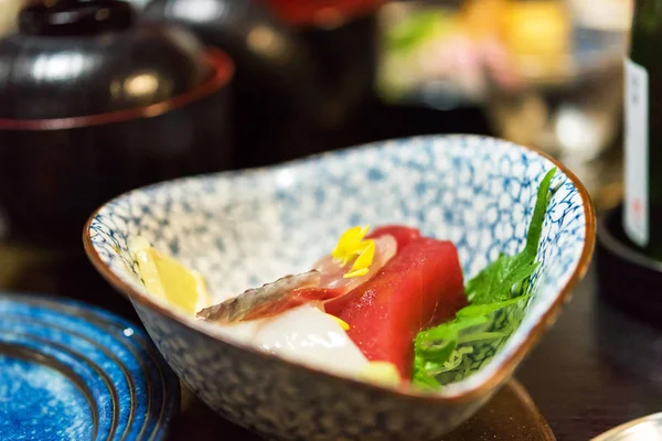 Sashimi - Mâncare japoneză, Tokyo, Japonia. Close-up . — Fotografie, imagine de stoc