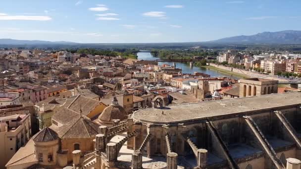 Tortosa aan de rivier de Ebro Stad Tarragona, Catalonië. Spanje — Stockvideo