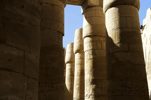 Grand columns in Karnak temple in Luxor,Egypt — Stock Photo, Image