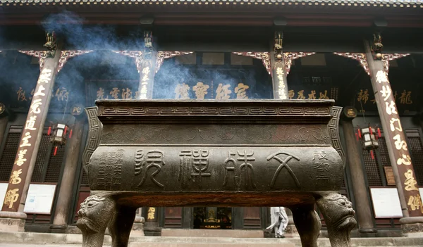 Incense altar in buddhist temple — Stock Photo, Image