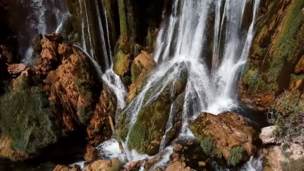 Перегляд Kravica водоспад, Боснія і Герцеговина. — стокове відео