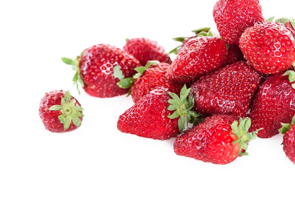 Hög med färska jordgubbar — Stockfoto