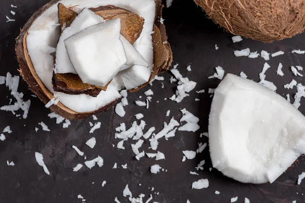 Pieces of ripe tropical coconut — Stock Photo, Image