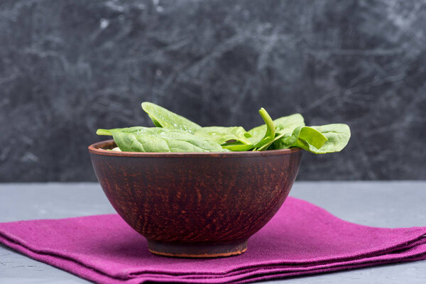 fresh spinach in bowl