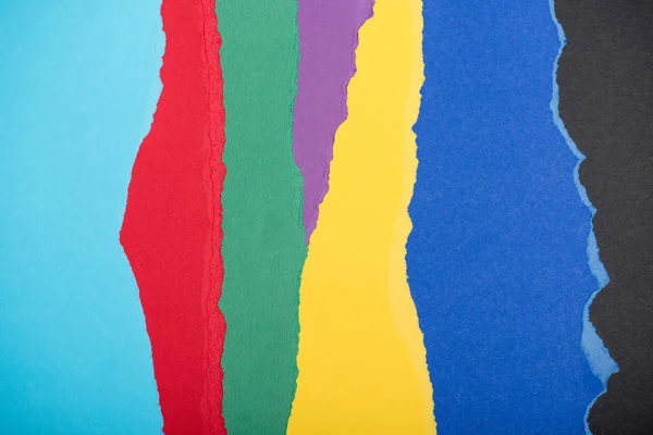 Geript van kleurrijke papieren — Stockfoto