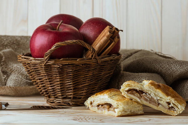 homemade apple pie