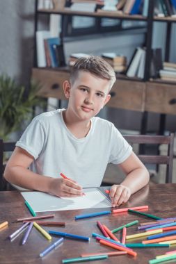 little boy drawing picture clipart